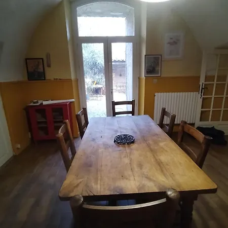 La Maison De Thomas Arpaillargues-et-Aureillac