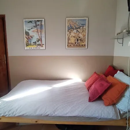 度假居 La Maison De Thomas Arpaillargues-et-Aureillac